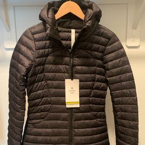 NWT Lululemon pack it down jacket